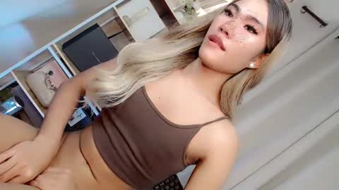 Snapshot of miasex980271 chatting on May 23, 2026, 5:23 am miasex980271 online show from May 23, 2026, 5:23 am