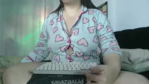 Snapshot of miasp chatting on May 15, 2026, 11:56 pm MiaSP online show from May 15, 2026, 11:56 pm