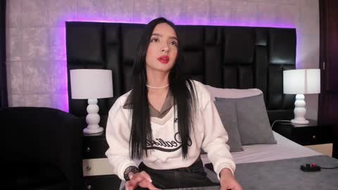 Mia Sweetth online show from December 27, 2024, 12:45 pm