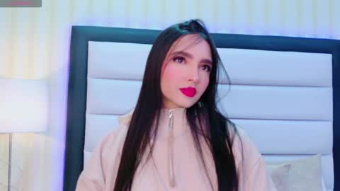 Mia Sweetth online show from November 20, 2025, 12:05 pm