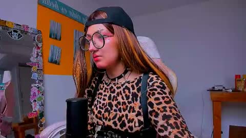 Snapshot of miauwunita chatting on May 28, 2026, 9:34 pm miauwunita online show from May 28, 2026, 9:34 pm