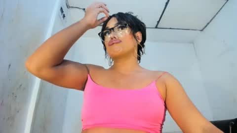 miavaniity54 online show from June 3, 2026, 9:31 pm