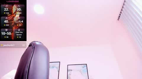 Mia Vegas online show from January 18, 2026, 1:26 pm