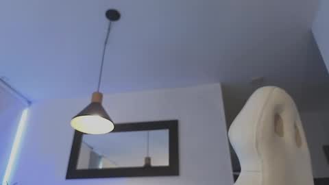 Snapshot of miavero chatting on January 18, 2025, 7:48 pm Mia online show from January 18, 2025, 7:48 pm