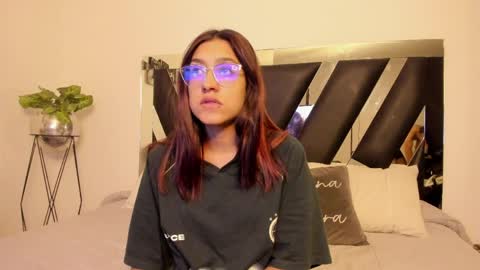 MiaIron online show from April 6, 2026, 11:00 am