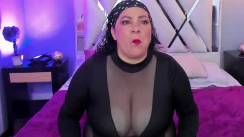 Snapshot of micaela_jhones chatting on May 29, 2026, 3:59 am Micaela online show from May 29, 2026, 3:59 am