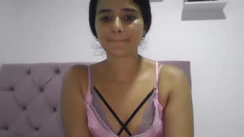 micaelamoreno18 online show from May 30, 2026, 5:15 am