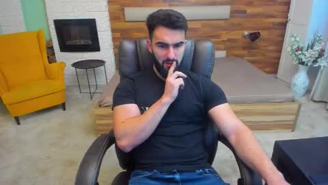 Snapshot of micahlane chatting on November 16, 2025, 5:46 am MicahLane online show from November 16, 2025, 5:46 am