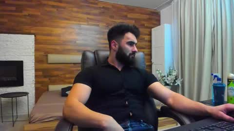 Snapshot of micahlane chatting on December 1, 2025, 5:56 am MicahLane online show from December 1, 2025, 5:56 am