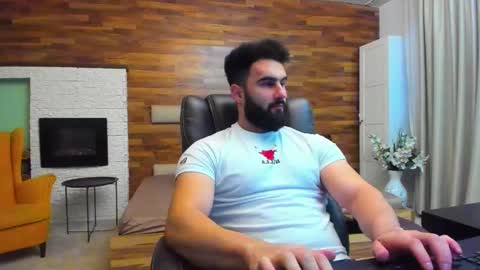 Snapshot of micahlane chatting on December 3, 2025, 5:48 am MicahLane online show from December 3, 2025, 5:48 am