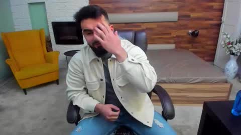 Snapshot of micahlane chatting on December 22, 2025, 5:26 am MicahLane online show from December 22, 2025, 5:26 am