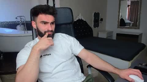 Snapshot of micahlane chatting on April 9, 2026, 4:34 am MicahLane online show from April 9, 2026, 4:34 am