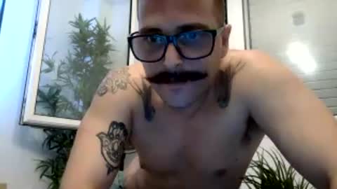 MILO MIAMI online show from July 27, 2026, 11:34 pm