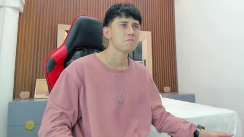 Snapshot of michaeel_blue chatting on October 11, 2025, 8:18 pm Michael online show from October 11, 2025, 8:18 pm