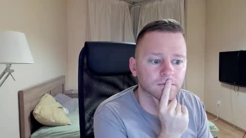 Michael Birkin online show from October 19, 2025, 3:51 am