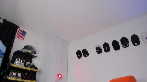 Snapshot of michael_boy88_ chatting on March 12, 2025, 12:42 am Michael Boy online show from March 12, 2025, 12:42 am