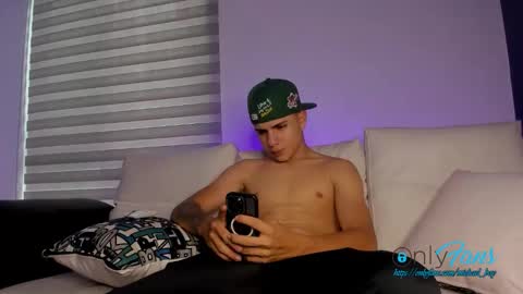 Snapshot of michael_boy88_ chatting on November 25, 2025, 8:42 pm Michael Boy online show from November 25, 2025, 8:42 pm