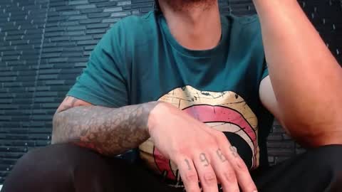 Snapshot of michael_daviss1 chatting on February 27, 2025, 12:56 pm Michael Daviss online show from February 27, 2025, 12:56 pm