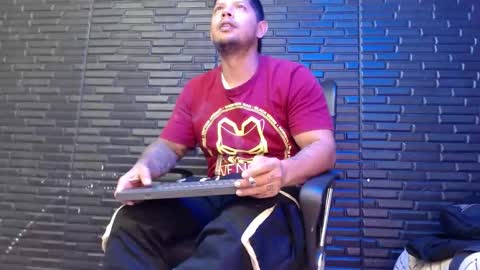 Snapshot of michael_daviss1 chatting on March 6, 2025, 5:00 pm Michael Daviss online show from March 6, 2025, 5:00 pm