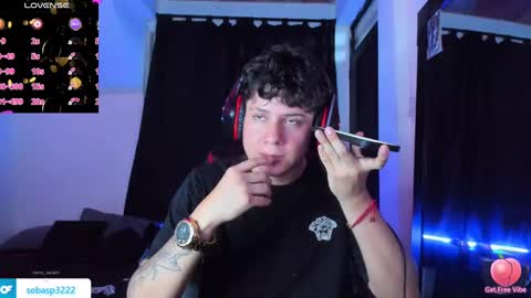 michael independent model  online show from December 7, 2024, 7:32 pm