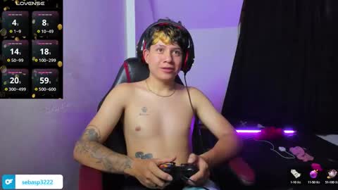 michael independent model  online show from October 6, 2025, 11:46 pm