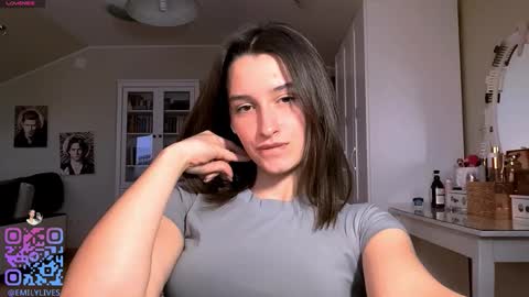 Snapshot of michael_pors chatting on February 8, 2026, 2:09 pm Emily online show from February 8, 2026, 2:09 pm