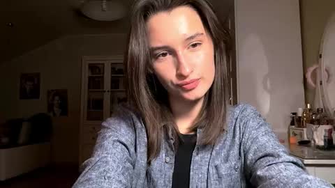 Snapshot of michael_pors chatting on February 26, 2026, 4:28 pm Emily online show from February 26, 2026, 4:28 pm