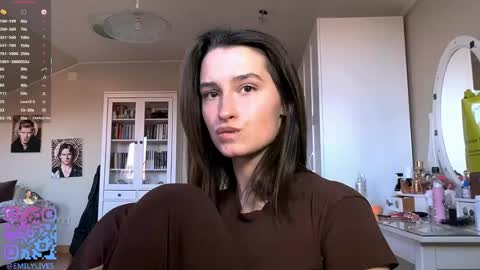 Snapshot of michael_pors chatting on February 28, 2026, 2:18 pm Emily online show from February 28, 2026, 2:18 pm