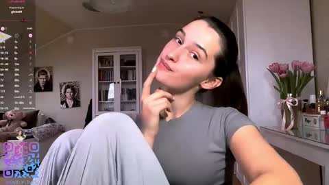 Snapshot of michael_pors chatting on March 3, 2026, 2:12 pm Emily online show from March 3, 2026, 2:12 pm