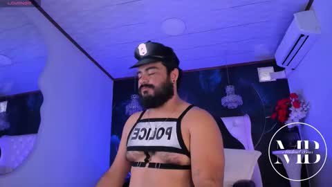 Snapshot of michaelbear_ chatting on February 11, 2026, 4:01 pm Michael online show from February 11, 2026, 4:01 pm