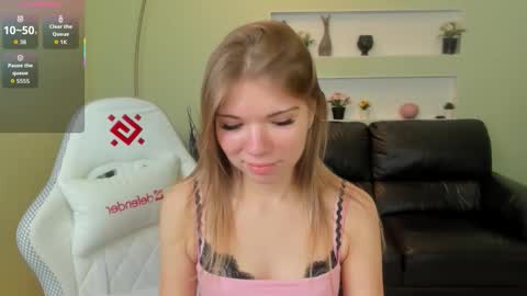 michafox online show from February 1, 2026, 12:48 pm