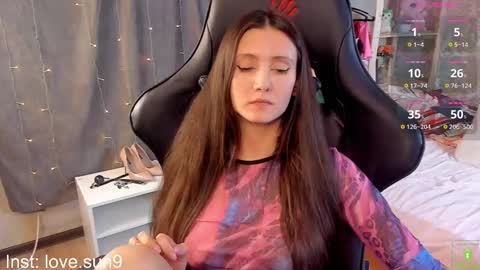 Snapshot of michel_momsen chatting on February 5, 2025, 8:14 pm Michel online show from February 5, 2025, 8:14 pm