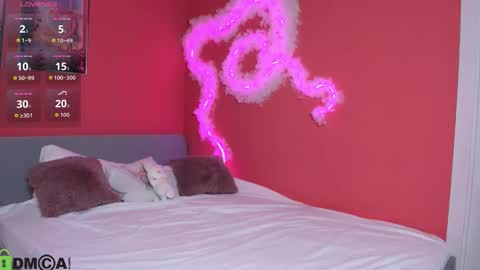 michele_mack online show from December 15, 2025, 2:38 am