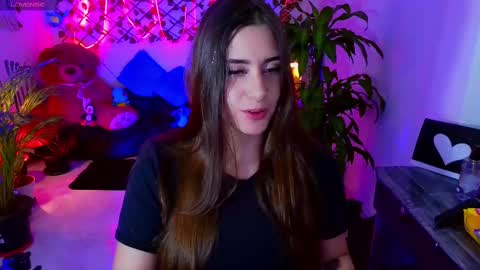 Snapshot of michell_h chatting on March 5, 2025, 5:40 am Nani online show from March 5, 2025, 5:40 am