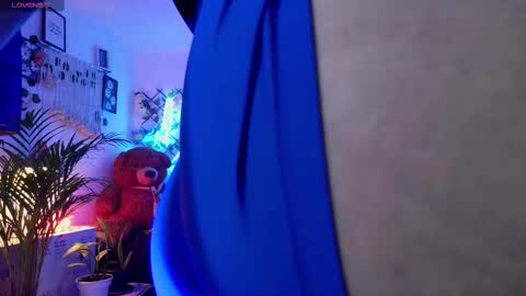 Snapshot of michell_h chatting on March 12, 2025, 4:30 am Nani online show from March 12, 2025, 4:30 am