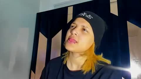 Snapshot of michell_rs chatting on September 20, 2025, 4:46 am michell_rs online show from September 20, 2025, 4:46 am