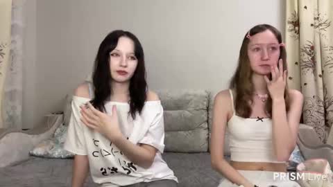 michelle_neely online show from November 18, 2025, 12:42 pm