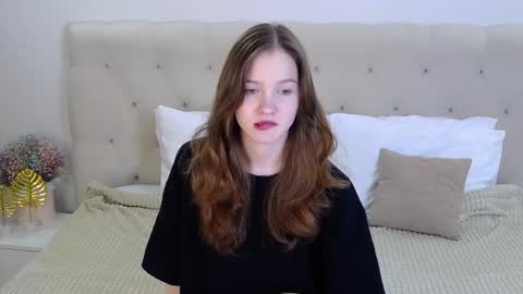 Michelle online show from September 29, 2025, 12:43 pm