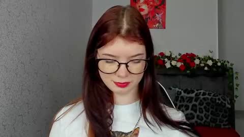 Snapshot of michelle_vasquez chatting on June 11, 2026, 10:41 pm Michelle online show from June 11, 2026, 10:41 pm