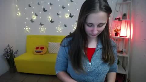 Snapshot of michellee11 chatting on May 4, 2026, 11:28 am Michel online show from May 4, 2026, 11:28 am