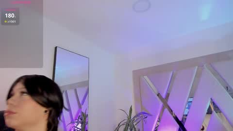 Michelle Mendez online show from May 9, 2026, 8:03 pm