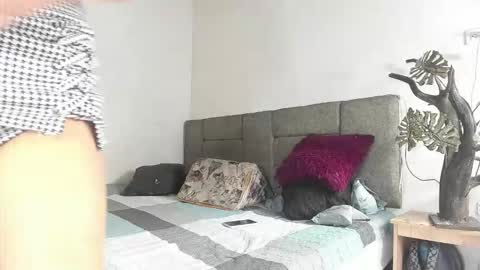 mickey_beasley1 online show from March 2, 2026, 10:05 pm