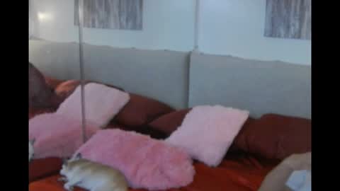 Snapshot of mickeyshyne69 chatting on February 27, 2025, 3:58 am Mickey online show from February 27, 2025, 3:58 am