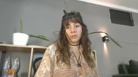 mickystrumia online show from November 18, 2025, 3:27 pm