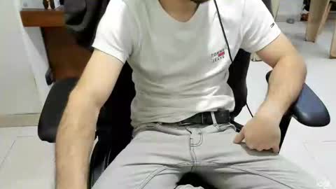 microfama00 online show from March 11, 2026, 12:38 am