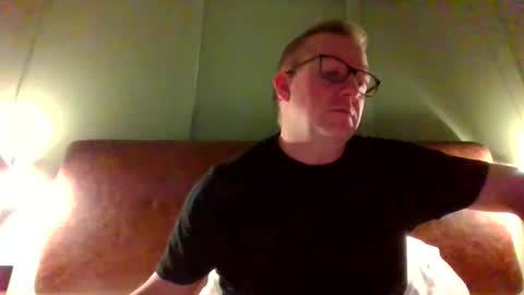 middleton2021 online show from November 1, 2025, 1:40 am