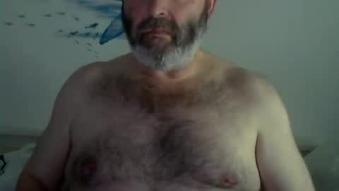 Snapshot of midhir chatting on January 20, 2025, 4:23 pm kike online show from January 20, 2025, 4:23 pm