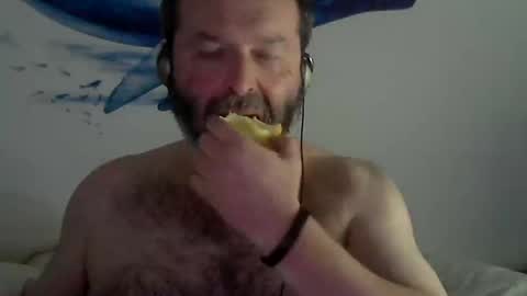 Snapshot of midhir chatting on January 22, 2025, 3:29 pm kike online show from January 22, 2025, 3:29 pm