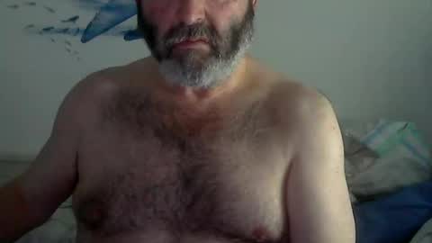 Snapshot of midhir chatting on January 31, 2025, 8:01 pm kike online show from January 31, 2025, 8:01 pm