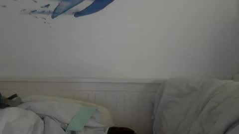 Snapshot of midhir chatting on February 19, 2025, 2:55 pm kike online show from February 19, 2025, 2:55 pm